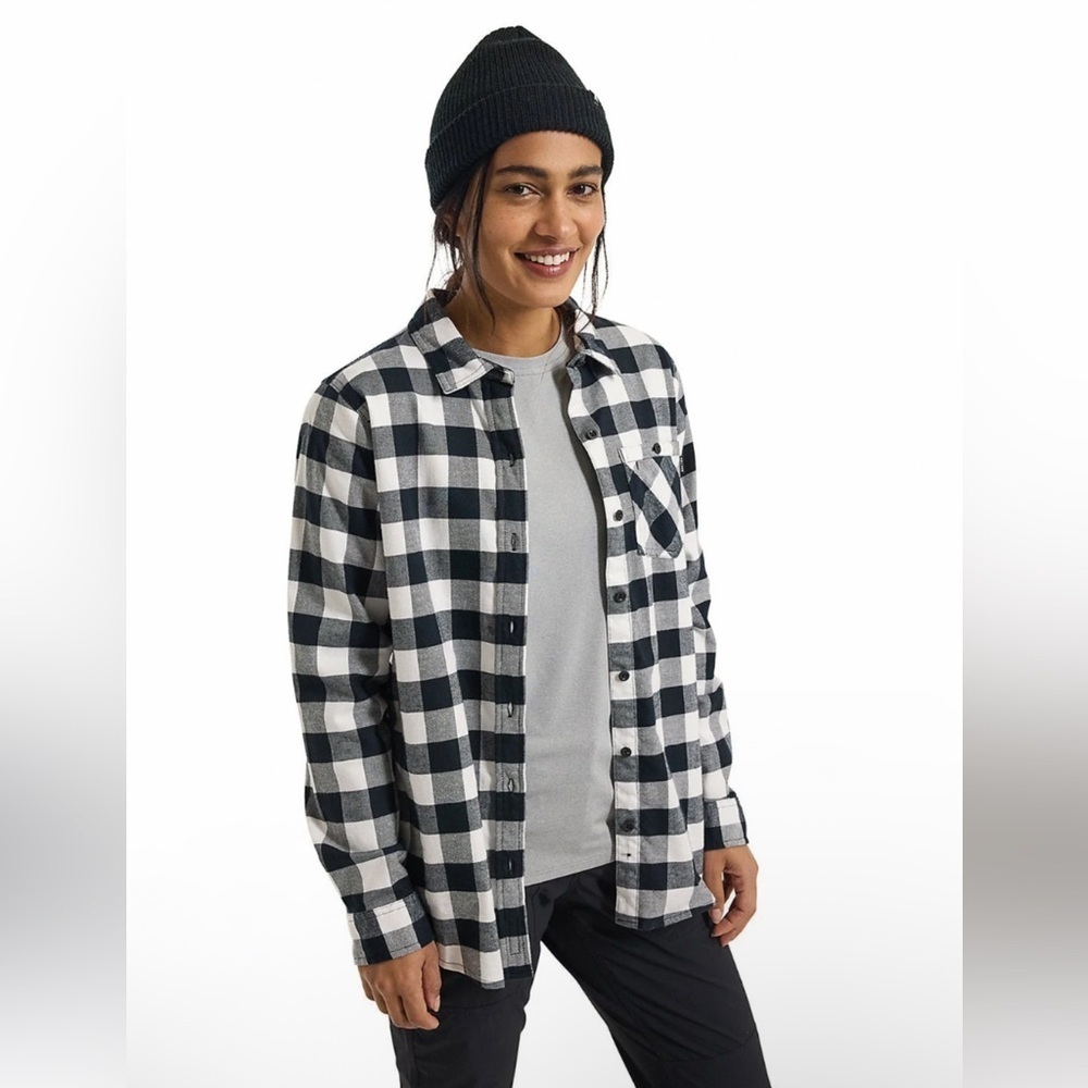 Burton Women's Favorite Long Sleeve Cotton Flannel Black/White Plaid Print S